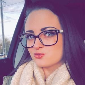 Meet your Posher, Renee